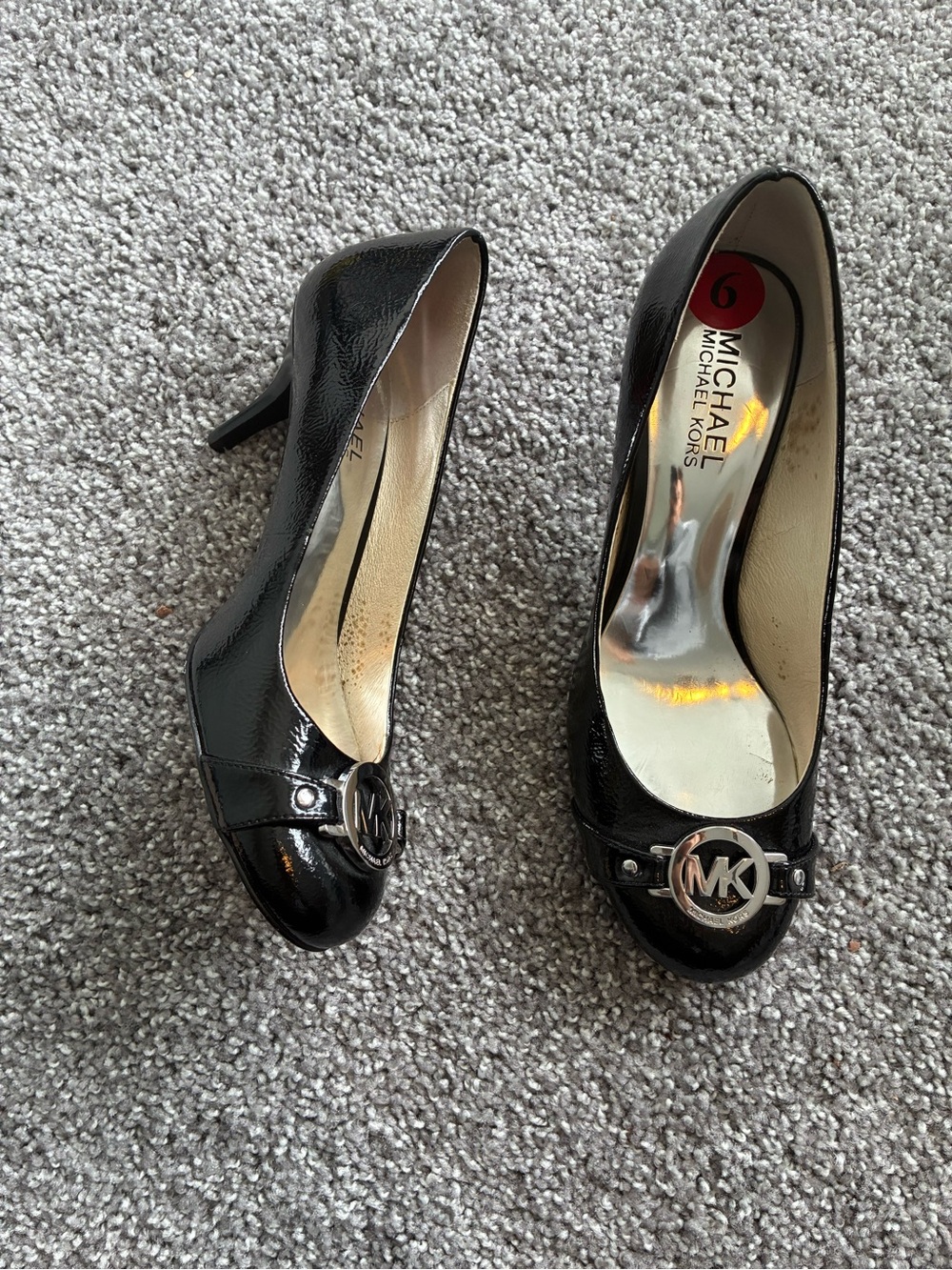 Michael Kors Fulton Black Patent Logo Pumps - Size 6